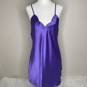 Vintage 90’s Partners for Mervyn’s purple scalloped neck slip dress
